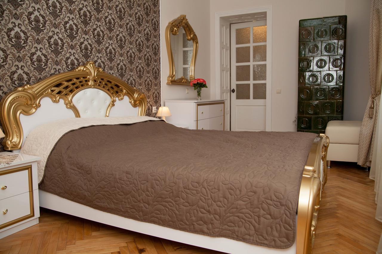 Luxury Lviv Apartment Bagian luar foto