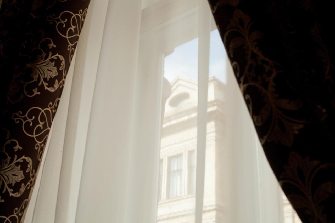 Luxury Lviv Apartment Bagian luar foto